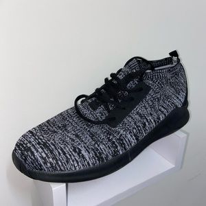 American Eagle Outfitters slide on sneaker US 10